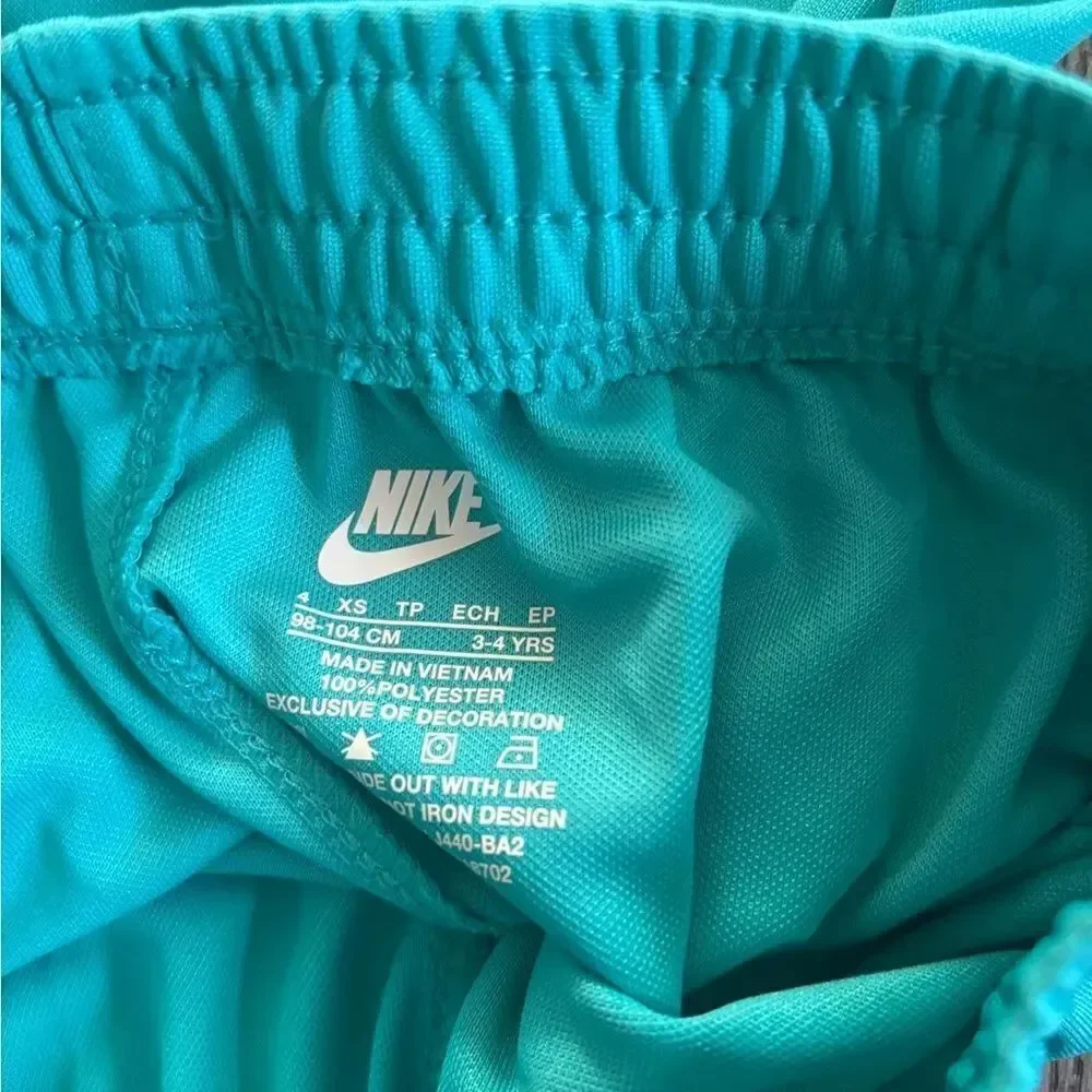 Nike Teal boys  Athletic 2 pc set